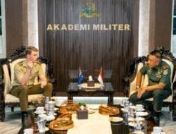 Pertemuan Strategis: Gubernur Akmil Sambut Instruktur Militer Australia di Akmil Magelang