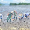 Danramil 1505-03/Maba, Hadiri Penanaman Mangrove Sedunia