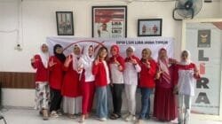 Perempuan LSM LIRA Jawa Timur Gelar Aksi Sosial dengan Pembagian 250 Nasi Kotak untuk Masyarakat dan Panti Asuhan