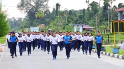 Pangkoarmada III Olahraga Bersama Prajurit dan ASN Koarmada III