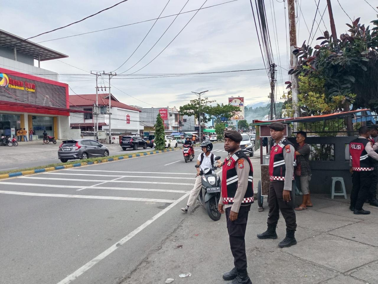 Polda Papua Barat, Gencar Laksanakan Patroli, Jaga Kamtibmas di Bulan Ramadhan