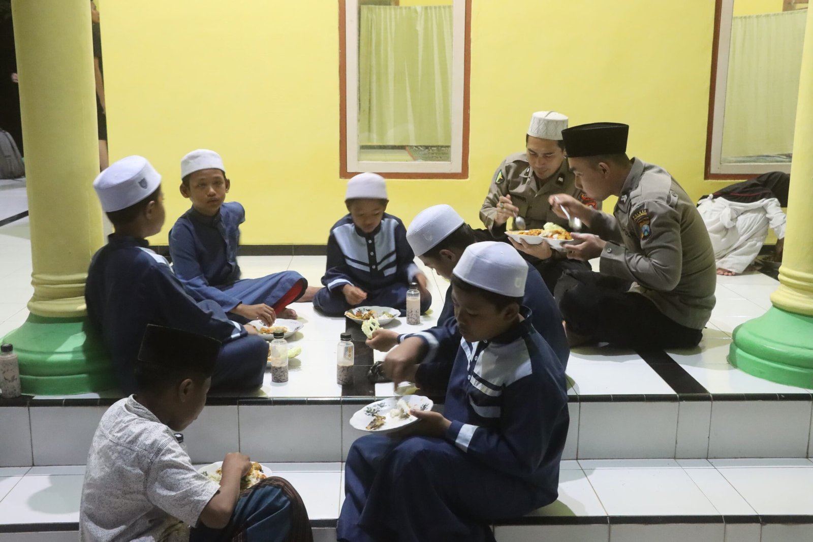 Safari Ramadhan, Polres Probolinggo Adakan Bakti Kesehatan dan Buka Bersama