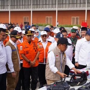 Panglima TNI Dampingi Menlu RI Lepas Bantuan Kemanusian Untuk Myanmar