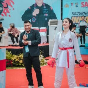 Polwan Polda Riau Bripda Jessica Raih Emas Kejuaraan Karate Malaysia