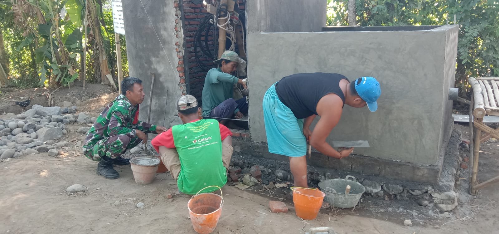 Koramil Wonomerto Dampingi Pembangunan Sumur Bor Dukung Air Bersih