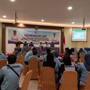 LKK Se-Kota Probolinggo Dibekali Pembinaan, Dorong Pelayanan Masyarakat
