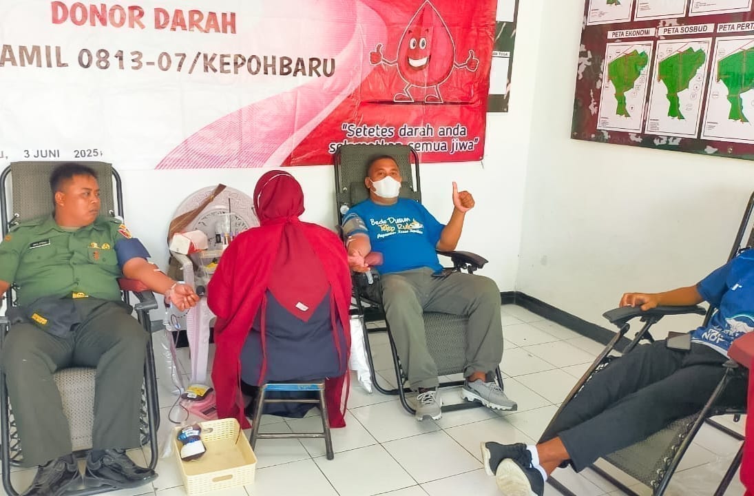 Peduli Kesehatan Masyarakat, Koramil Kepohbaru Bojonegoro Gelar Bakti Sosial Donor Darah Peduli Kesehatan Masyarakat, Koramil Kepohbaru Bojonegoro Gelar Bakti Sosial Donor Darah