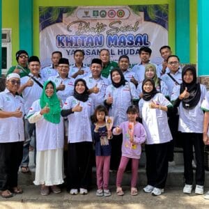 Rangkul LKNU Kraksaan, Baznas Gelar Khitanan Massal