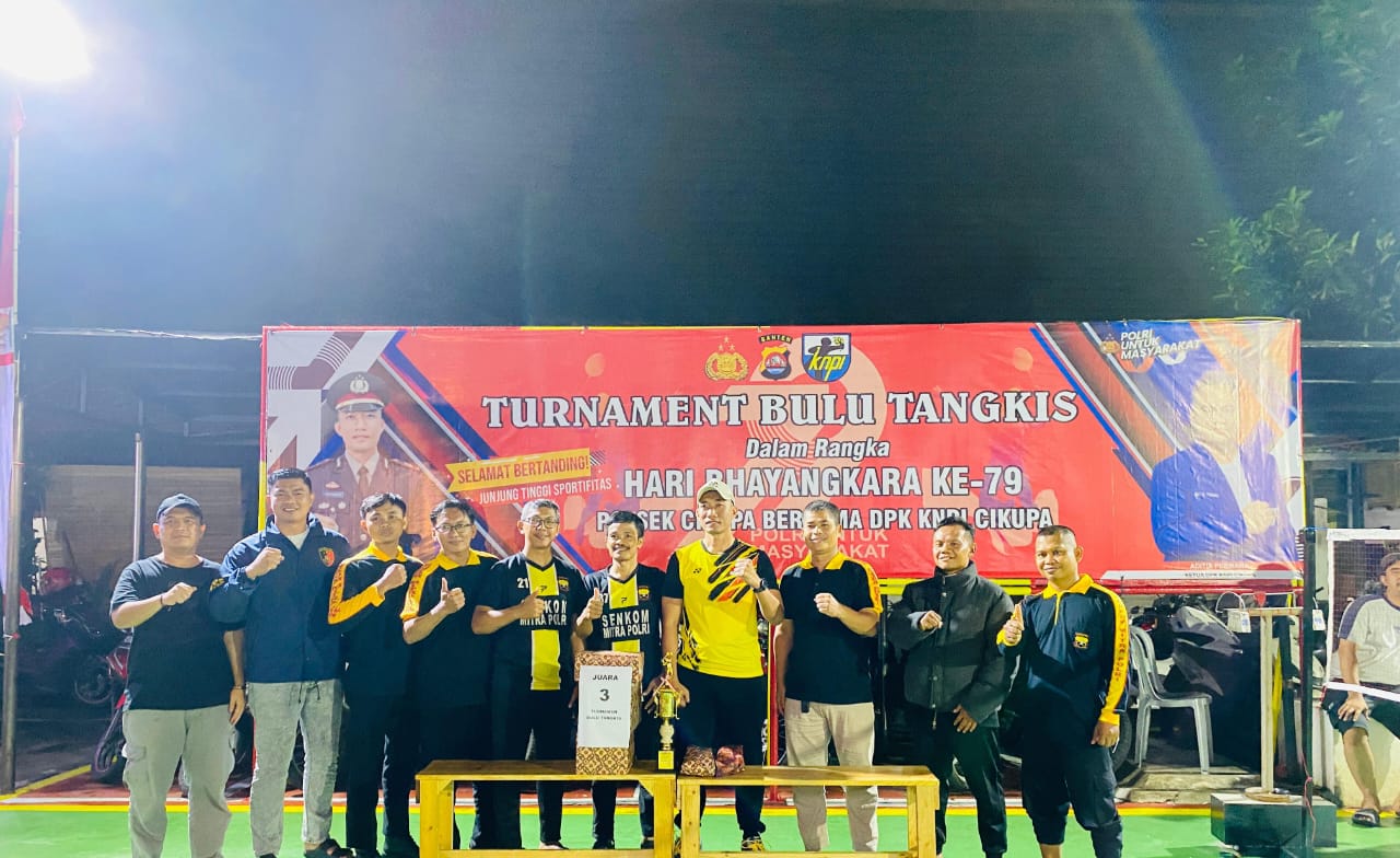 Agus Rahayu dan Husni Persembahkan Medali untuk Senkom Mitra Polri
