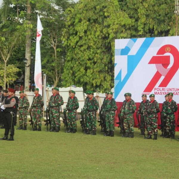 Dandim 1008/Tabalong Hadiri Upacara Peringatan Hari Bhayangkara ke-79 di Pendopo Bersinar