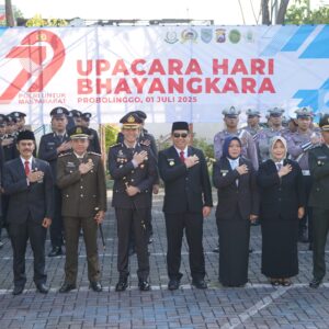 Kapolres Probolinggo Kota Pimpin Upacara Hari Bhayangkara ke-79