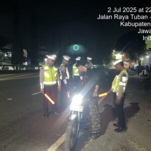 Turjagwali Satlantas Polres Tuban Tertibkan Pengendara Tak Sesuai Spektek