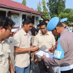 Bidpropam Polda Jatim Gelar Operasi Gaktibplin di Polres Probolinggo Kota