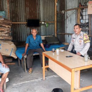 Bhabinkamtibmas Desa Sukadamai Laksanakan Program Polisi Peduli Pengangguran di Kampung. Gebang