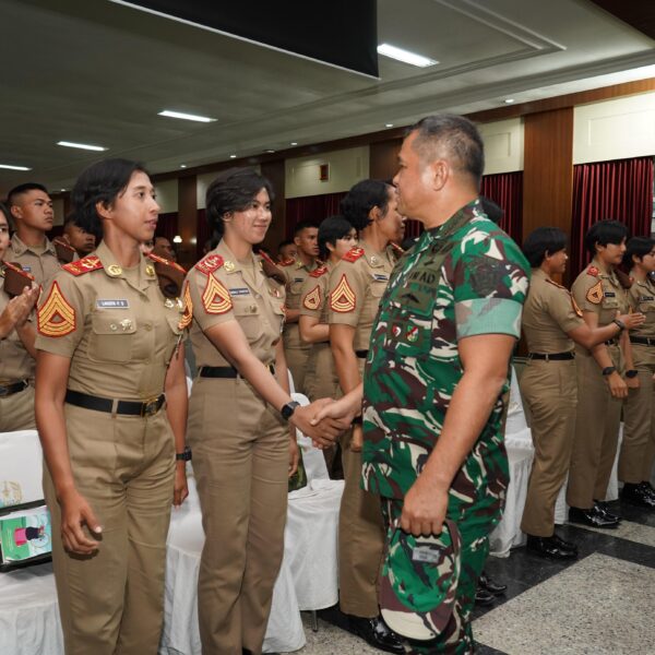 Kasad Berikan Ceramah Pembekalan kepada Taruna Akmil Tingkat III dan IV