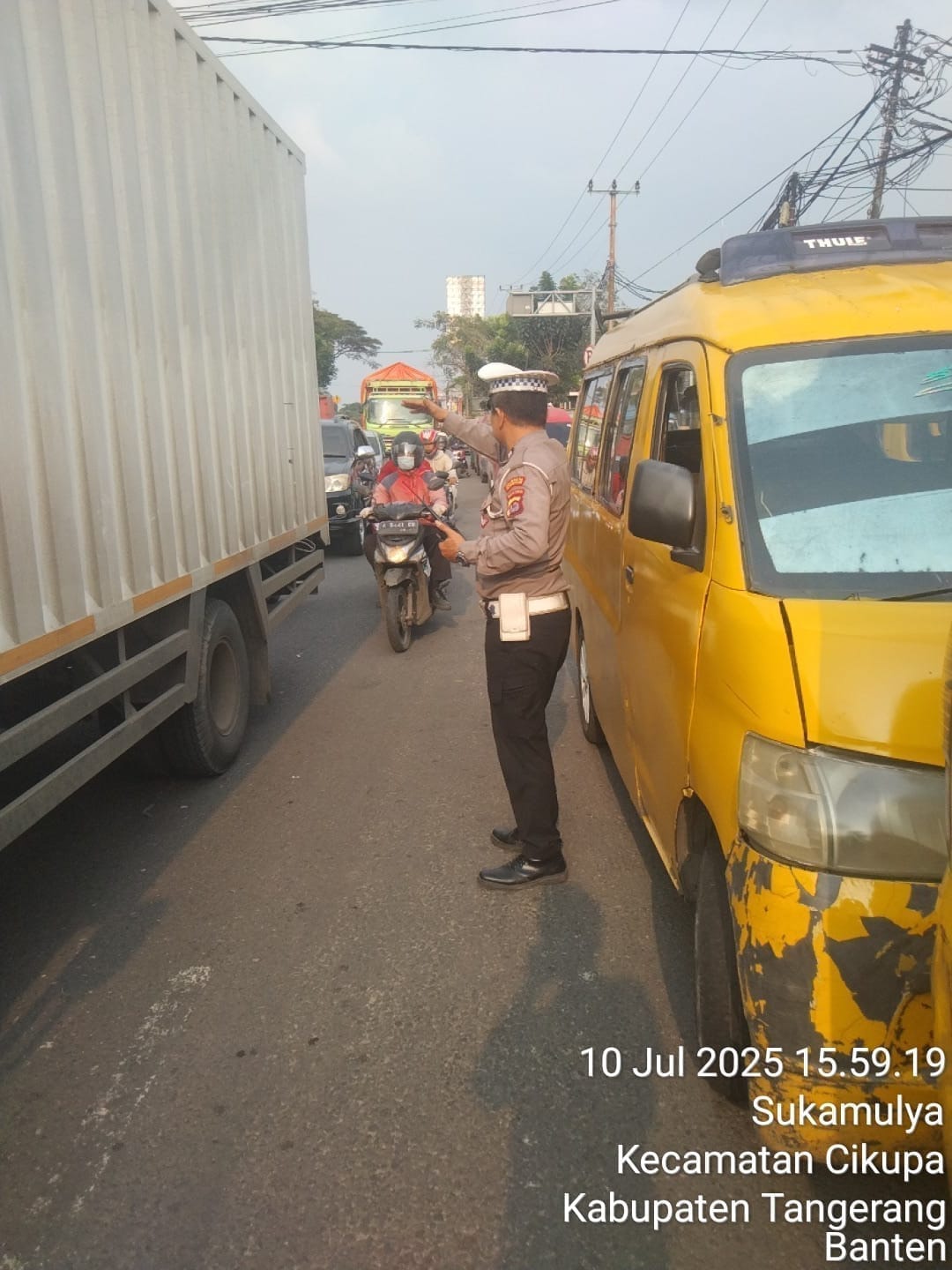 Kanit Lantas Polsek Cikupa Pimpin Protap Sore, Wujudkan Kamseltibcar Lantas di Jalan Raya Serang