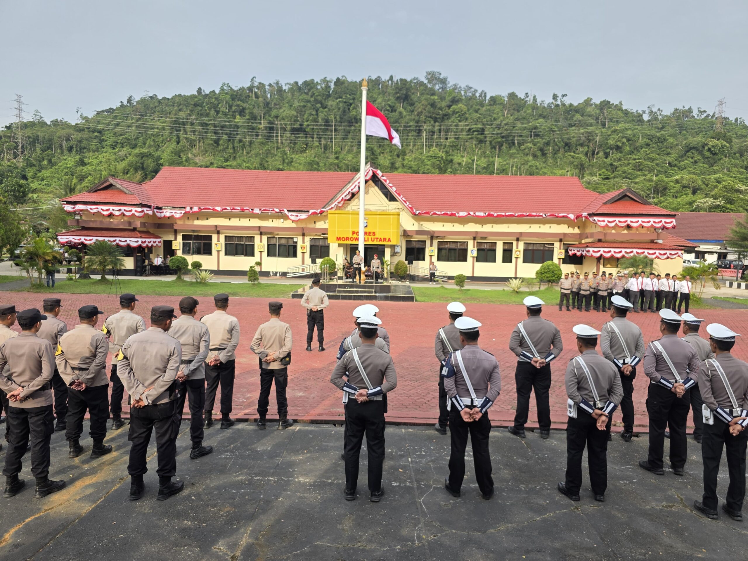 Kapolres Morowali Utara pimpin apel kesiapan pengamanan Pilkades serentak
