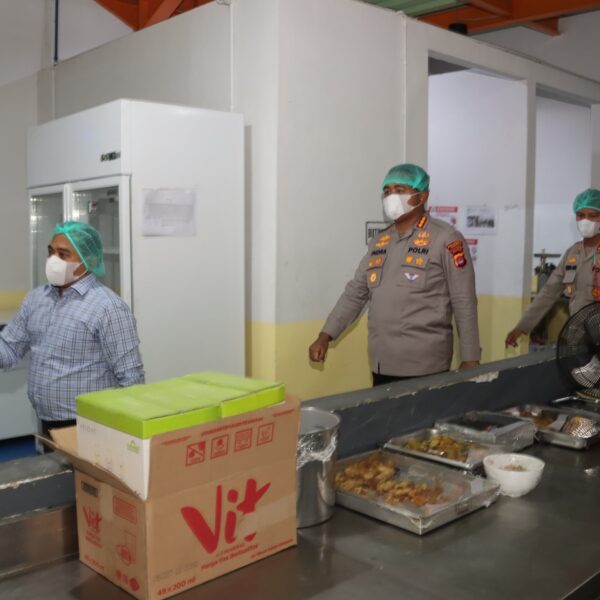 Kapolresta Tangerang Cek Dapur MBG, Pastikan Keamanan, Higienitas, dan Kualitas