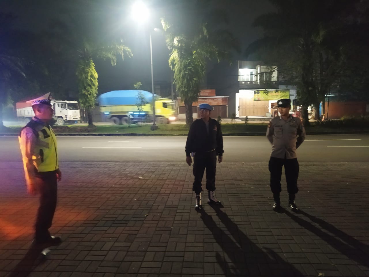 Patroli Malam, Polsek Cikupa Laksanakan Ops Cipkon Antisipasi Gangguan Kamtibmas