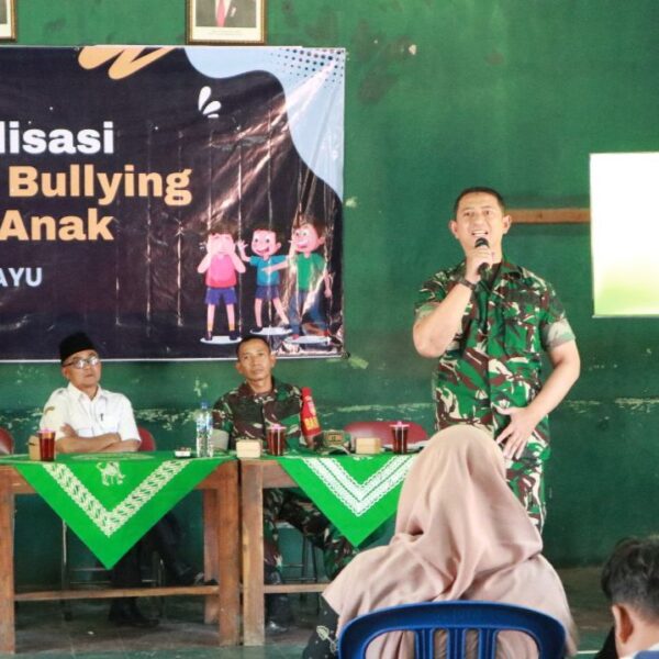 Babinsa Koramil 22/Slogohimo Berikan Edukasi Anti-Bullying