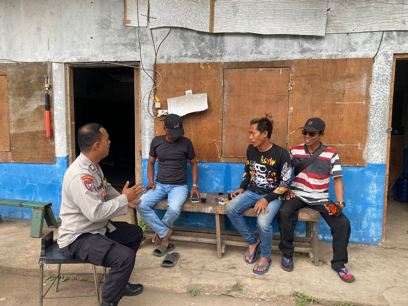 Bhabinkamtibmas Kelurahan Bunder Dorong Warga Pengangguran untuk Lebih Produktif melalui Program Polisi Peduli Pengangguran