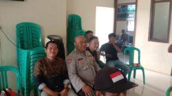 Bhabinkamtibmas Desa Budimulya Sambangi Aparatur dan Warga, Tegaskan Komitmen Jaga Kamtibmas