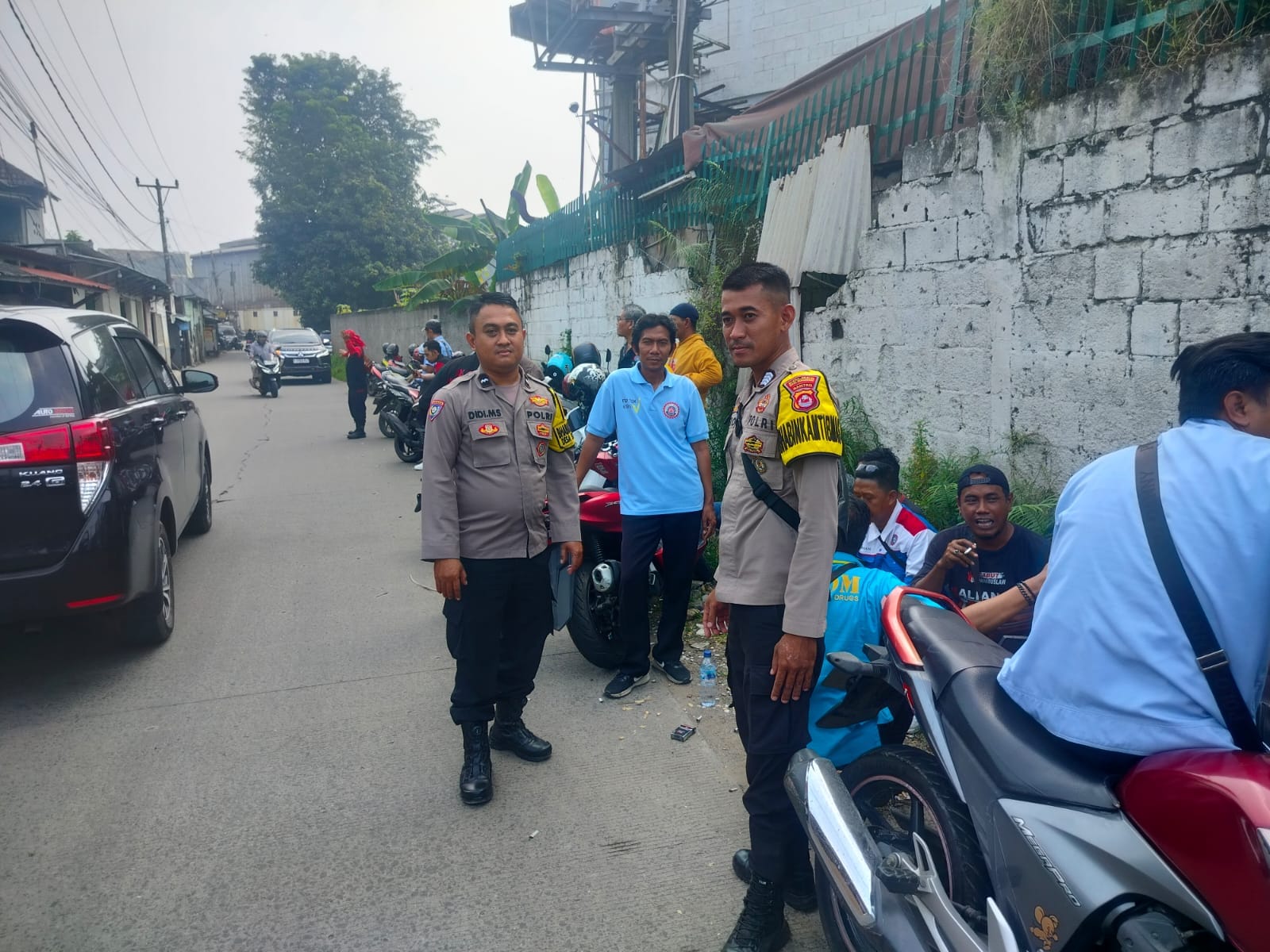 Pengamanan Aksi Demo Buruh PT Seyang Indonesia Berjalan Kondusif Pengamanan Aksi Demo Buruh PT Seyang Indonesia Berjalan Kondusif