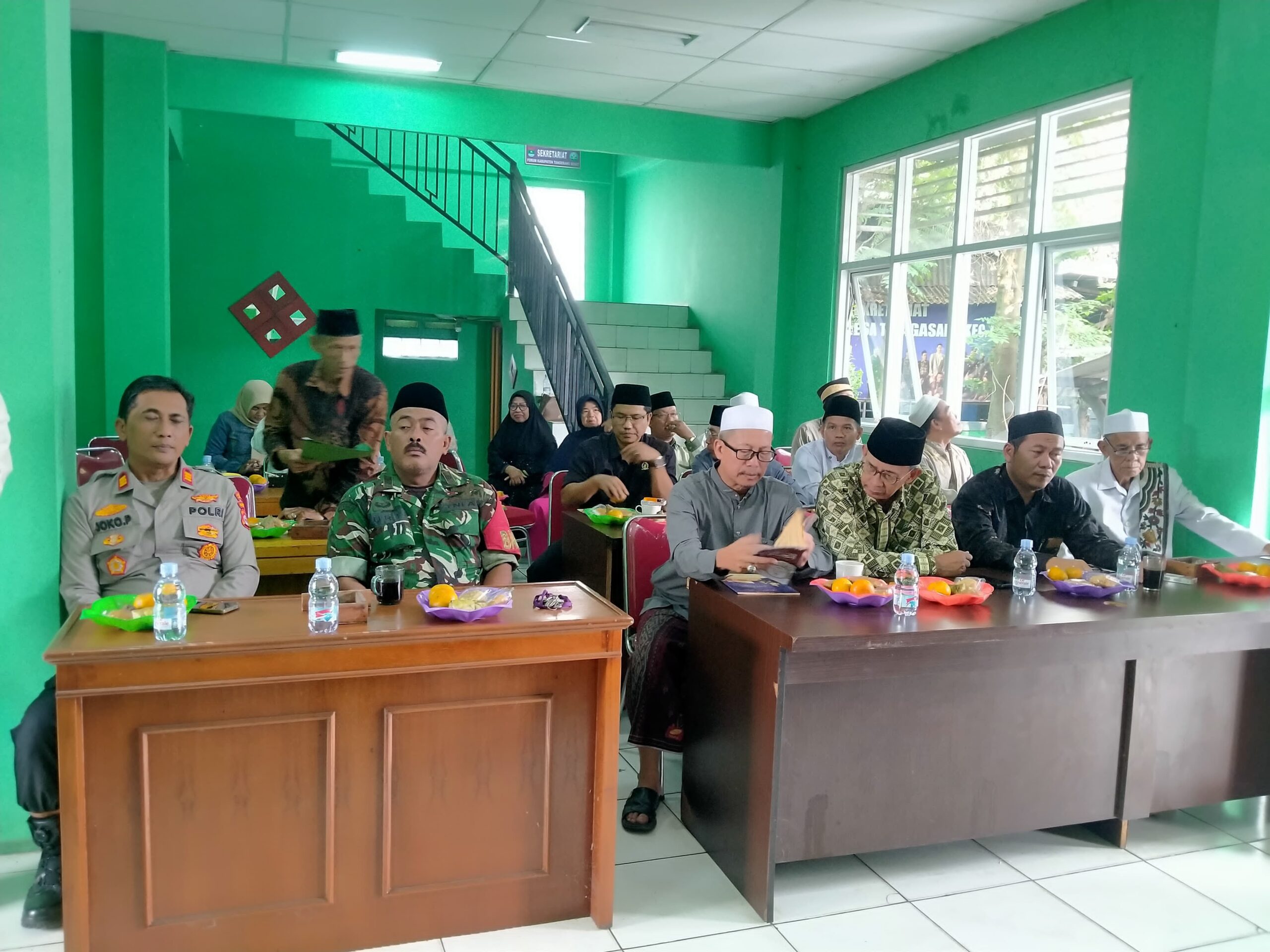 Waka Polsek Cikupa AKP Joko Pamungkas Hadiri Pengajian Rutin MUI Kecamatan Cikupa
