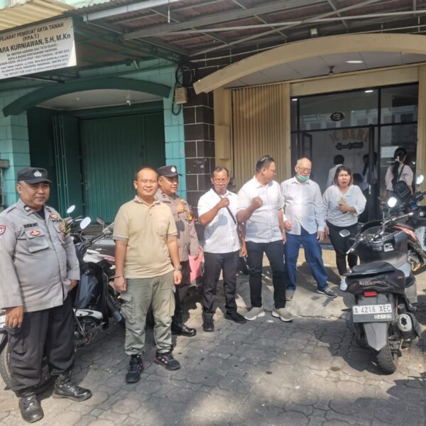 Polsek Cikupa Amankan Kegiatan Ibadah Minggu Umat Kristiani, Tiga Gereja Jalankan Ibadah dengan Tertib
