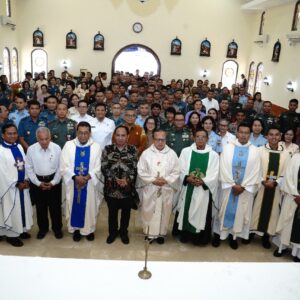 75 Tahun Ordinariat Militer Indonesia: Wadah Pembinaan Iman Dan Pengabdian Umat Katolik TNI-POLRI 75 Tahun Ordinariat Militer Indonesia: Wadah Pembinaan Iman Dan Pengabdian Umat Katolik TNI-POLRI