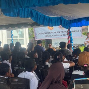 Dandim Mimika Hadiri Launching Program Makan Bergizi Gratis di SD Nawaripi Dandim Mimika Hadiri Launching Program Makan Bergizi Gratis di SD Nawaripi