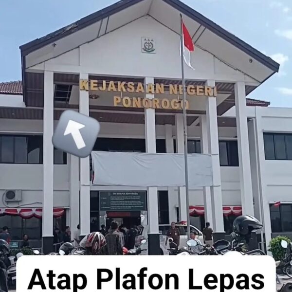 Sidang Tilang Diwarnai Insiden Robohnya Plafon Kejari Ponorogo