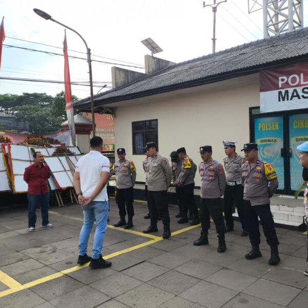 Kanit Reskrim Polsek Cikupa Tekankan Disiplin Lewat Apel Pagi