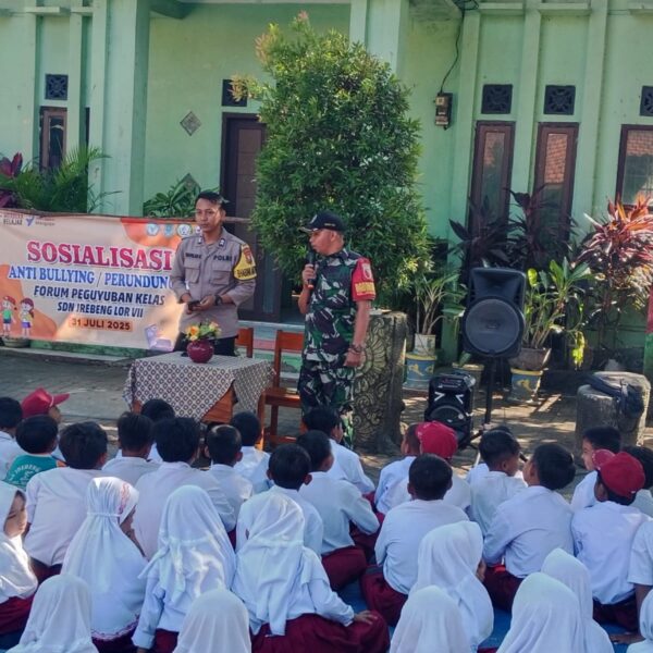 Tumbuhkan Karakter Positif, Babinsa-Bhabinkamtibmas Edukasi Siswa SDN 7