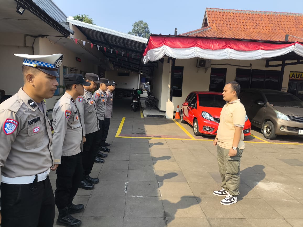 Apel Pagi Personel Polsek Cikupa Dipimpin Kanit Intelkam, Kapolsek Sampaikan Arahan Melalui Humas