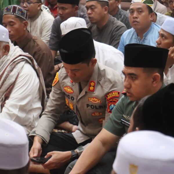 Sayyid Abdul Qodir Dimakamkan, Kapolres Kota Probolinggo Sampaikan Duka Mendalam