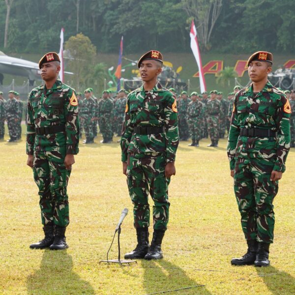 Kakordos Akmil Pimpin Upacara Bendera Minggu Pertama Bulan Agustus