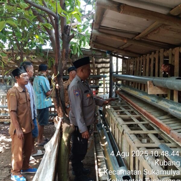 Giat Sambang dan Poliran, Bhabinkamtibmas Polsek Balaraja Ajak Warga Desa Kubang Aktif Jaga Kamtibmas