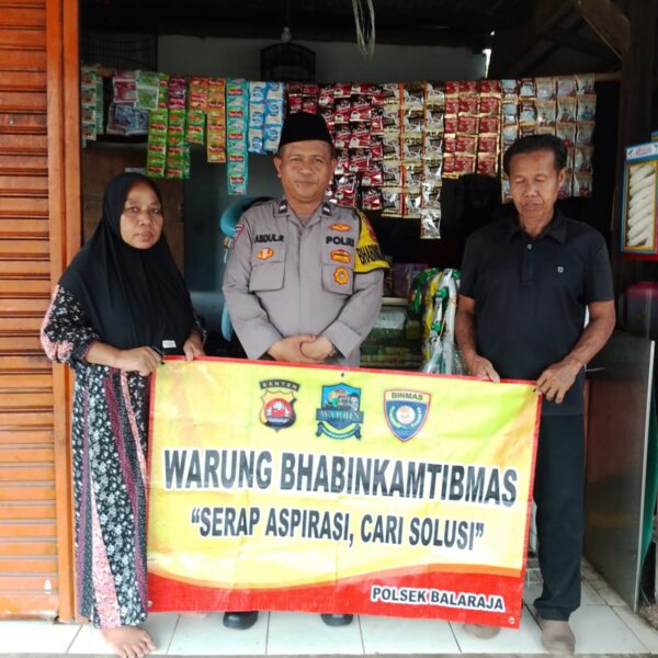 Sambang Warung, Bhabinkamtibmas Polsek Balaraja Pererat Silaturahmi dan Sampaikan Pesan Kamtibmas