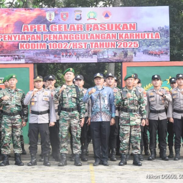 Kodim HST Bersama Instansi Gelar Apel Tanggap Karhutla