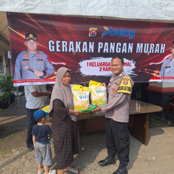 Polsek Cikupa Gelar Gerakan Pangan Murah, 20 Paket Beras SPHP Habis Terjual