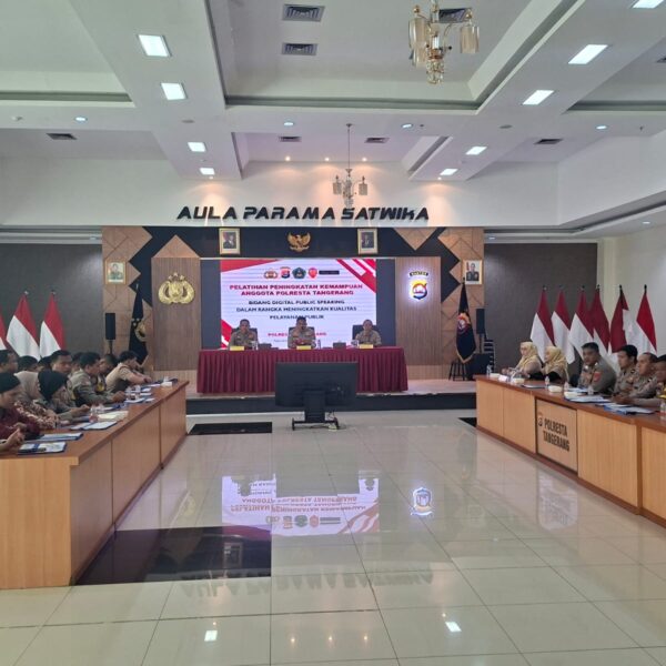 Tingkatkan Kualitas Layanan, Polisi Tangerang Dibekali Skill Komunikasi Era Digital