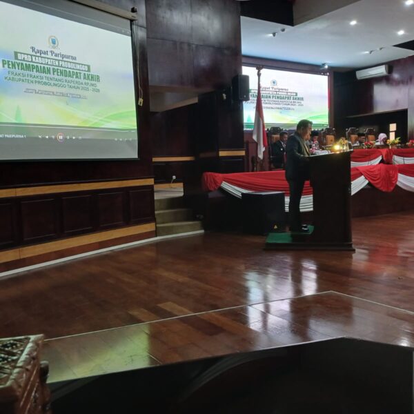 DPRD Kabupaten Probolinggo Sahkan RPJMD 2025–2029, Pabung Kodim 0820 Hadir