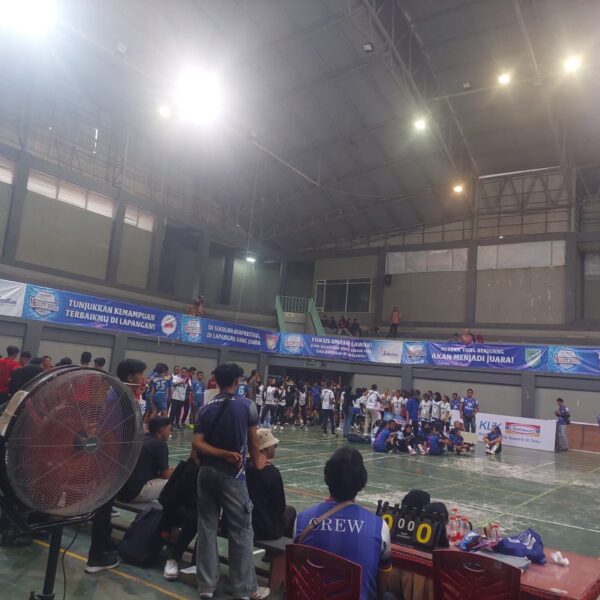 Klik Volly Indomaret 2025 Probolinggo Ditutup, TNI Hadir Meriahkan