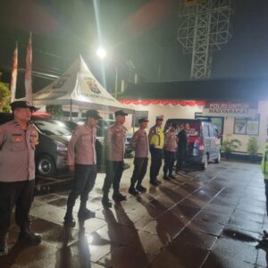Kapolsek Cikupa Tekankan Pentingnya Kehadiran Polri di Tengah Masyarakat Kapolsek Cikupa Tekankan Pentingnya Kehadiran Polri di Tengah Masyarakat