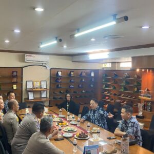 Kapolresta Tangerang Kunjungi PT. Chosen Mitra Abadi di Cikupa, Perkuat Sinergi Polri dan Dunia Usaha Kapolresta Tangerang Kunjungi PT. Chosen Mitra Abadi di Cikupa, Perkuat Sinergi Polri dan Dunia Usaha