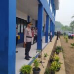 AKBP Kristian Aer Pimpin Upacara di SMPN 5 Cikupa AKBP Kristian Aer Pimpin Upacara di SMPN 5 Cikupa