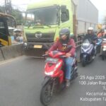 Polsek Cikupa Gelar PECAK, Atur Arus Lalu Lintas di Jam Sibuk Sore Hari Polsek Cikupa Gelar PECAK, Atur Arus Lalu Lintas di Jam Sibuk Sore Hari