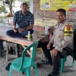 Bhabinkamtibmas Purwakarta Ngopi Bareng Warga, Sampaikan Himbauan Kamtibma Bhabinkamtibmas Purwakarta Ngopi Bareng Warga, Sampaikan Himbauan Kamtibma