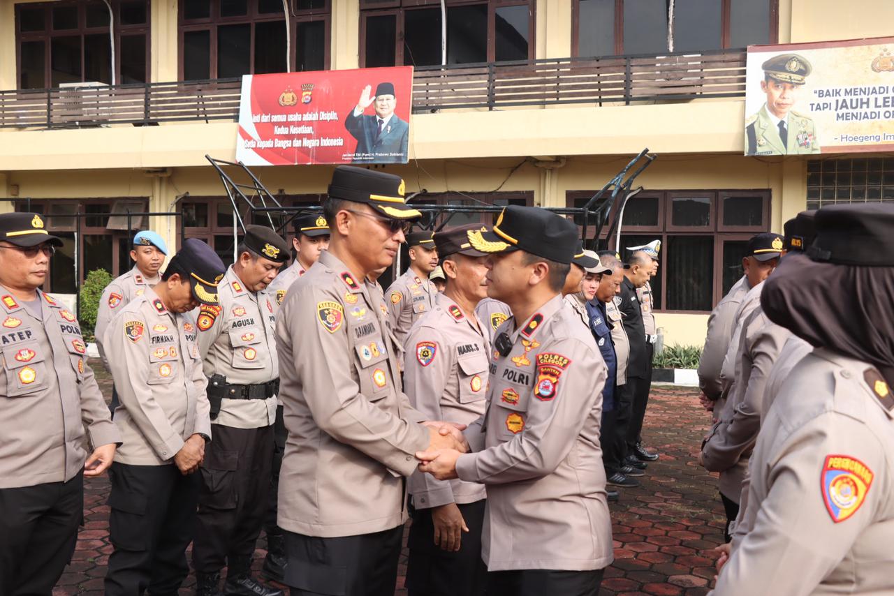 https://sibernkri.com/wakapolres-cilegon-pimpin-apel-jam-pimpinan-tekankan-responsifitas-personel-dan-penguatan-patroli